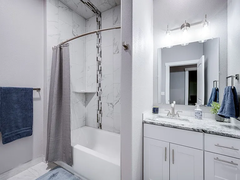 132 Thain Rd #102 — Photo 16