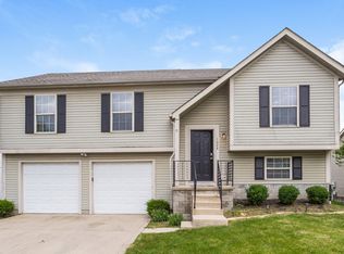 1024 Esther Dr, Columbus, OH 43207