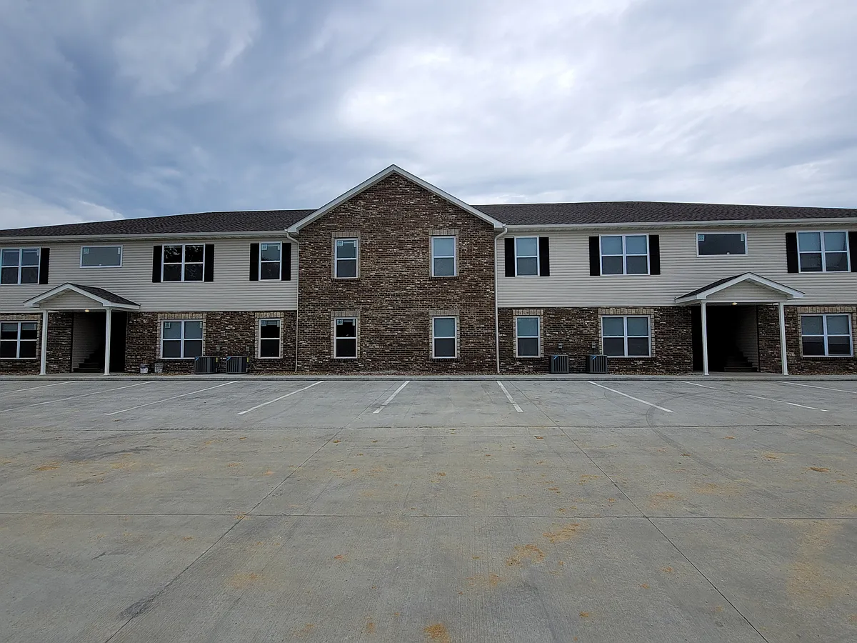 Building Photo - Creekside Apartments