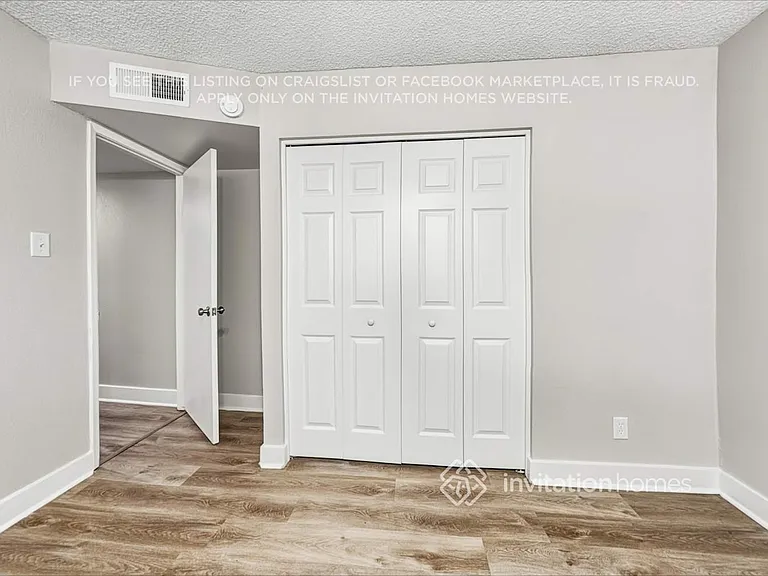 11219 N 41st Ave — Photo 14