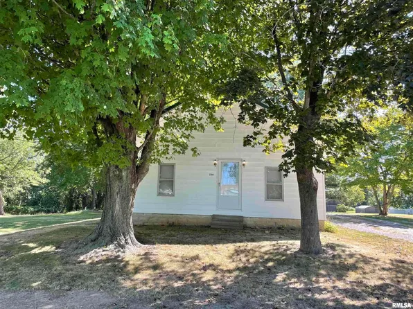 2708 Carnahan St, Eldorado, IL 62930