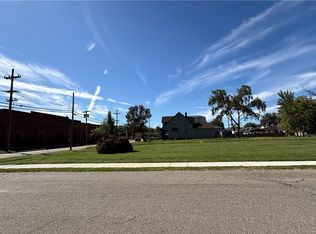 28 E Federal St, Niles, OH 44446