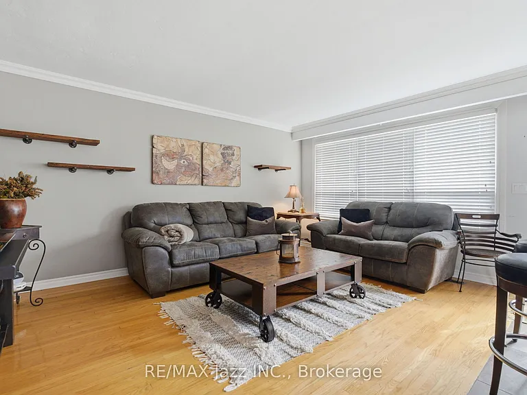 1235 Somerville St #UPPER FLOOR — Photo 11