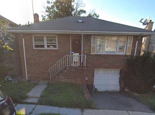 7029 Cottage Ave, North Bergen, NJ