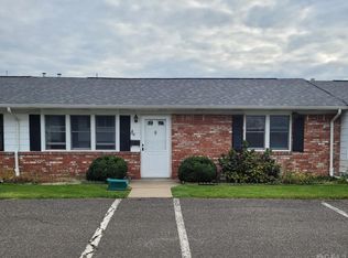 4 Ohio Ct, Matawan, NJ 07747