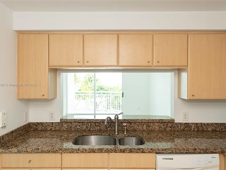2475 Brickell Ave #709 — Photo 20