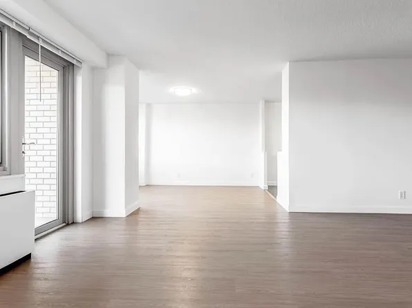 2600 Netherland Avenue image 2 of 22