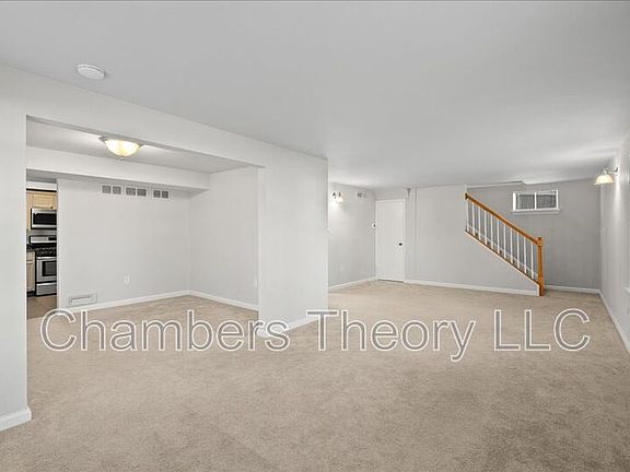 4th image of 2620 13th St S APT 1