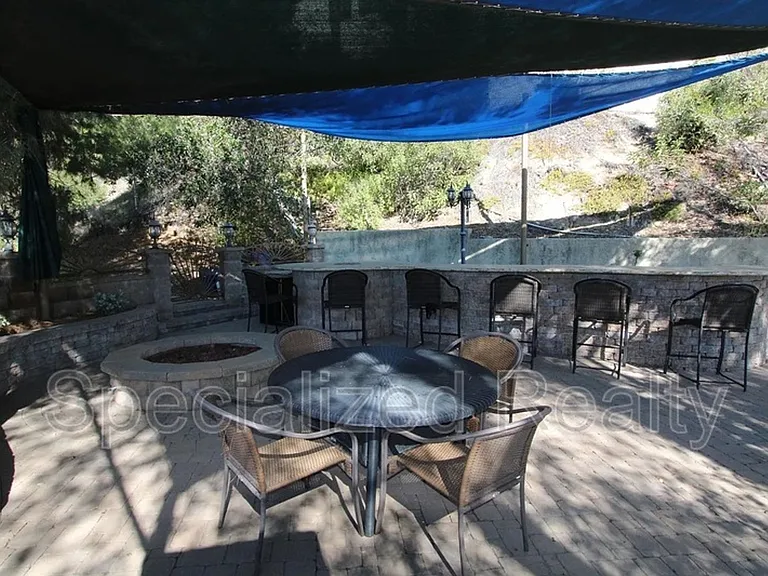 3694 Berwick Dr — Photo 22
