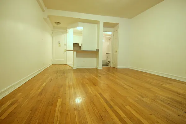 Rented by JK Dansar Corp | media 3