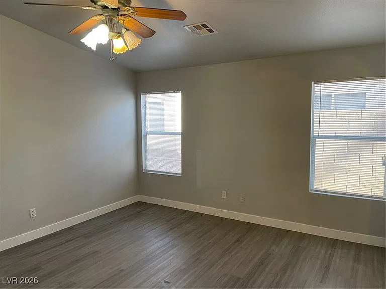 1425 Dragon Rock Dr — Photo 12