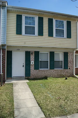 1523 Charlestown Dr Photo 1