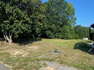 198 Barth Rd, Campobello, SC 29322