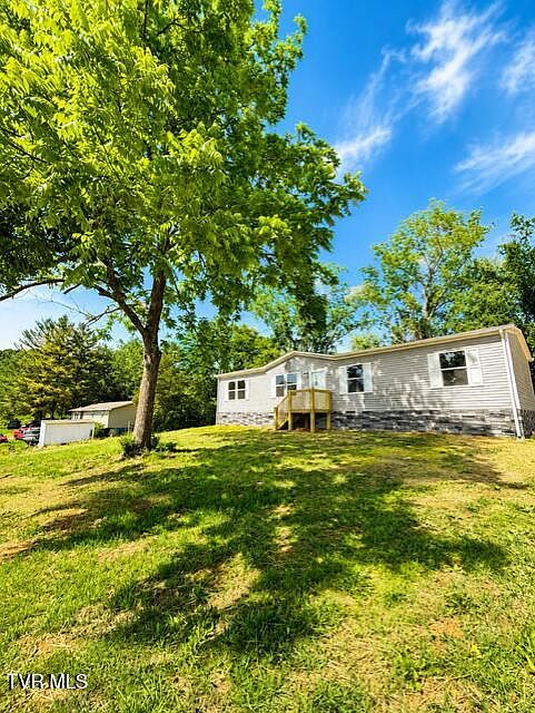 1st image of 2138 5th St