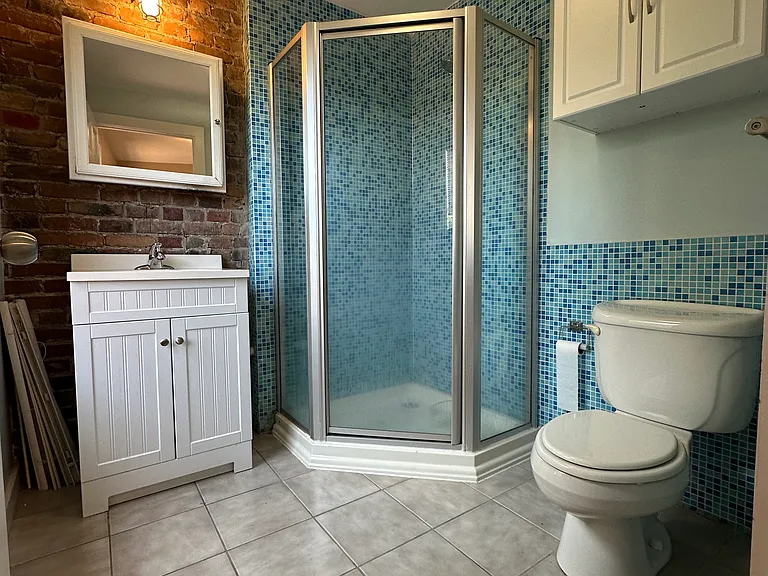 8 Pembroke St #3 — Photo 5