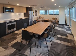 Hub Place, Vancouver, BC V6J 1W9