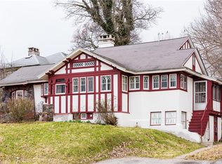 1109 Oak St, Syracuse, NY 13203