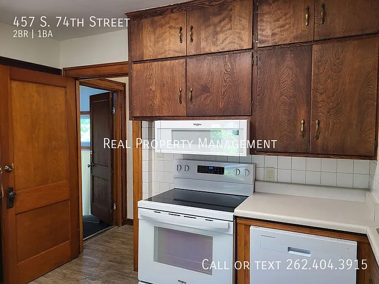 457 S 74th St — Photo 16