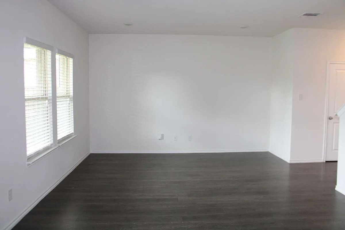 Building Photo - 3012 Glazner Dr