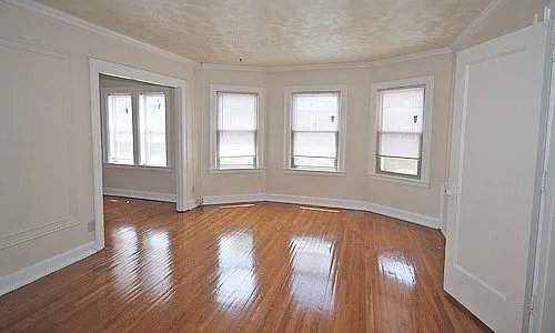 Biltmore Apartments — Photo 23