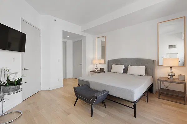 Rented by Platinum Properties | media 8