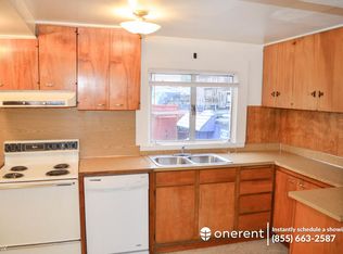 930 N 73rd St, Seattle, WA 98103