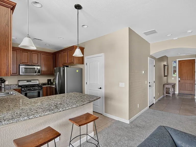 1321 S Maricopa St — Photo 10