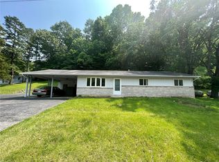 5924 State Road Pp, High Ridge, MO 63049