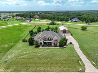 1299 Shadow Lakes Dr, Wills Point, TX 75169