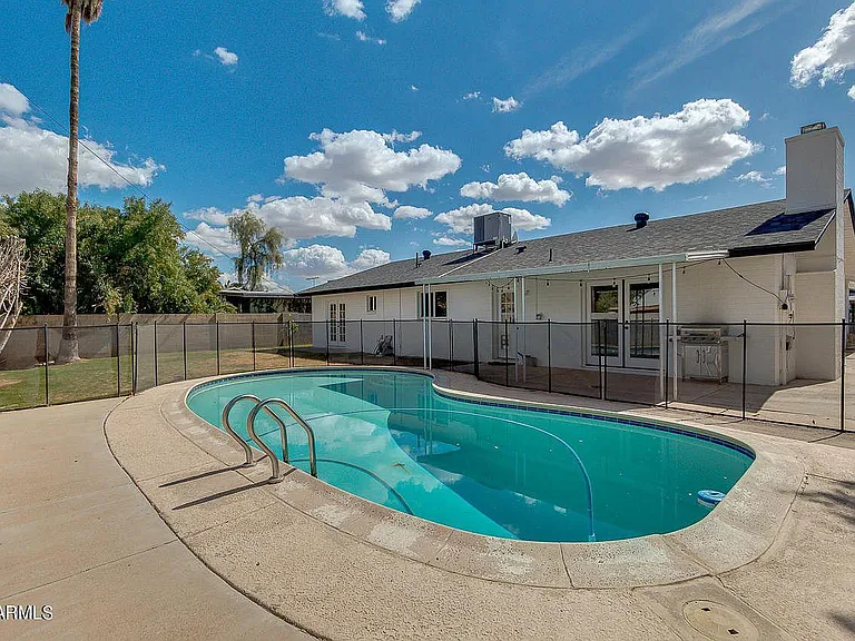 1424 E Broadmor Dr — Photo 25