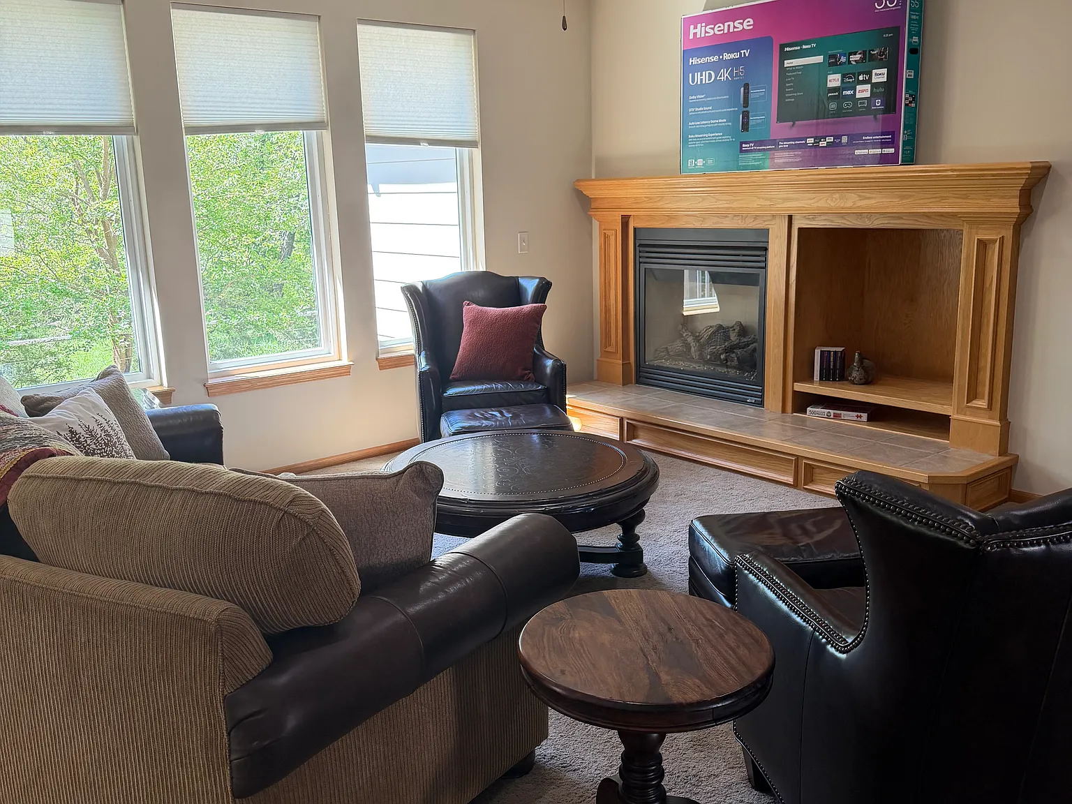 3 bed, 2831 sqft, $2,200 — Photo 2