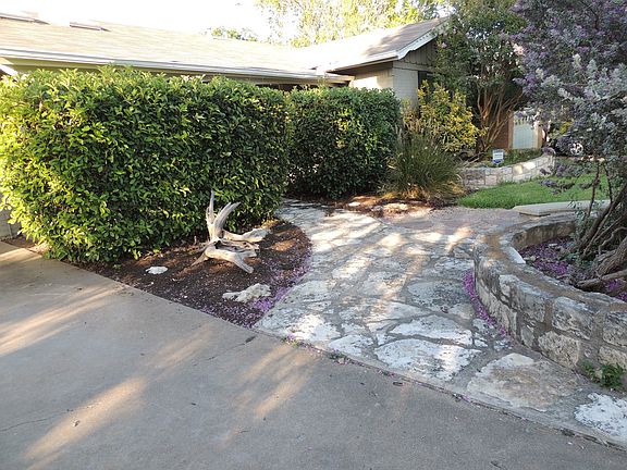 Path from driveway to front door