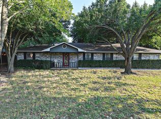 515 Brumley Rd, Aubrey, TX 76227