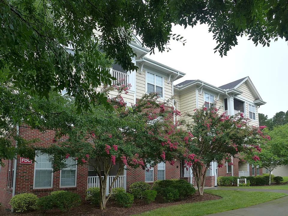 922 Providence Glen Dr