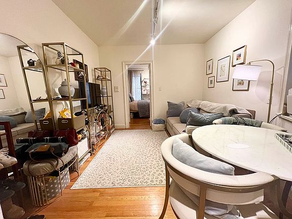 4th image of 217 W 16th St APT 1D
