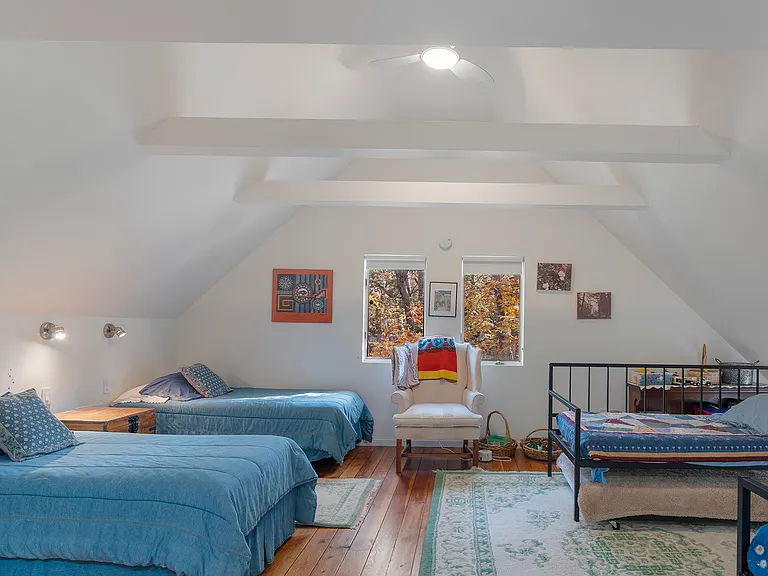 11 Chapel Ln — Photo 11