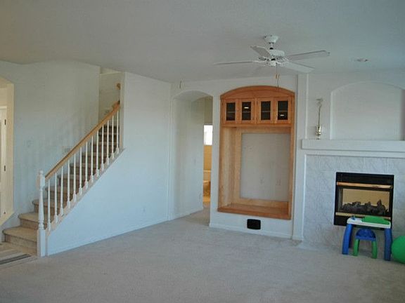4th image of 3860 Diamond Ct