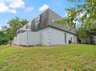 2800 Skyway Cir APT 104, Austin, TX 78704