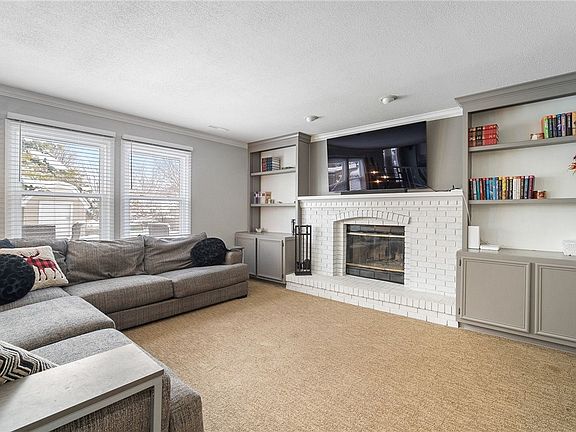 2nd image of 8381 Plum Dr