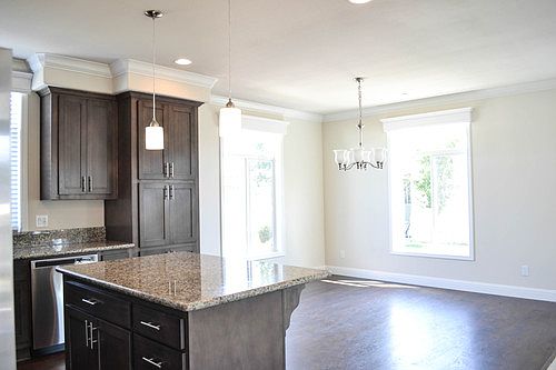 5th image of 308 Kauai Cir