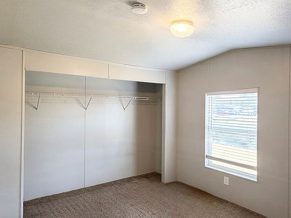 5th image of 414 S 22nd Ave