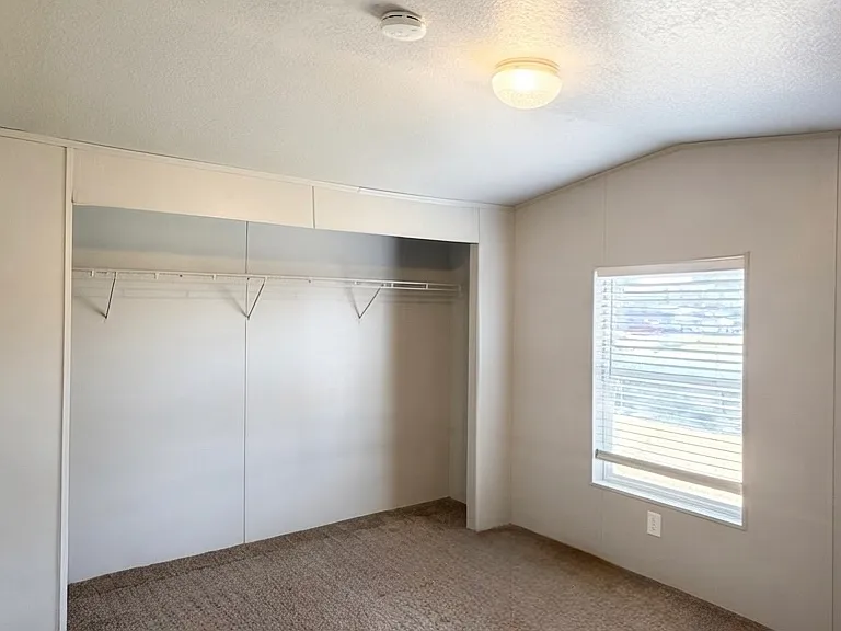 414 S 22nd Ave — Photo 5