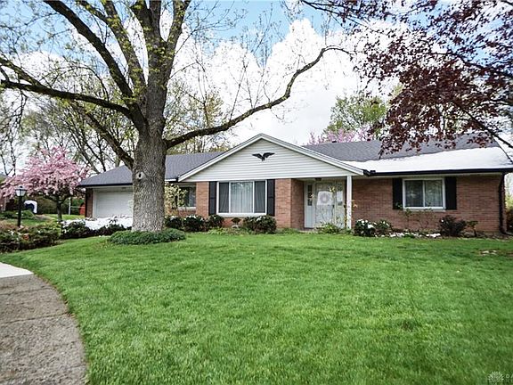 2nd image of 2309 Fairhill Ln