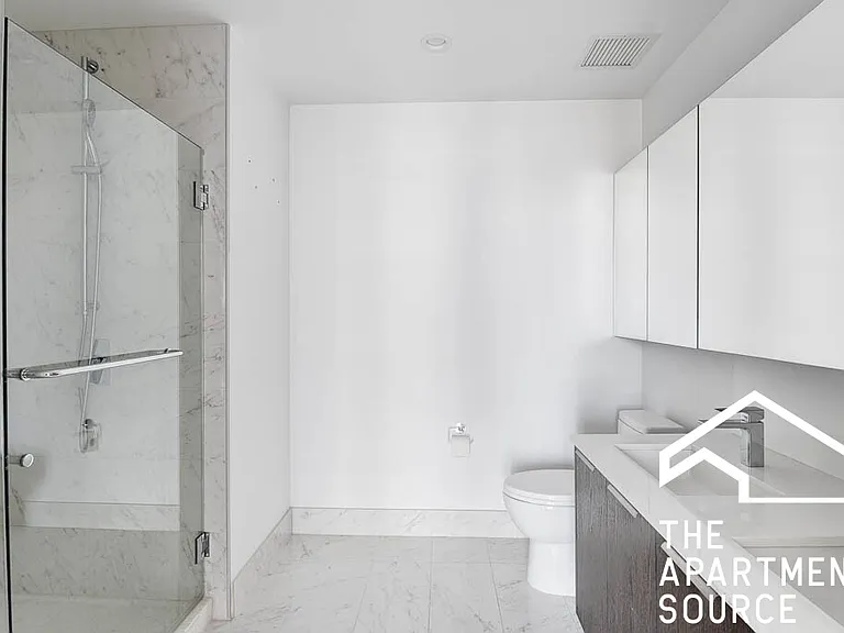 204 Hill 3bed 2bath — Photo 7