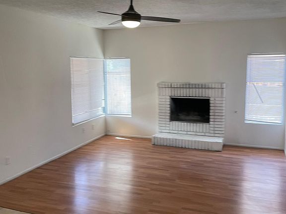 4th image of 16419 Kashiwa Way