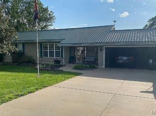301 Lennon Ln, Union, MO 63084