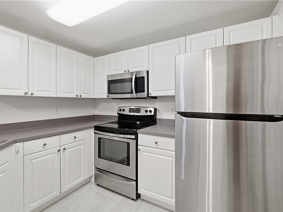 1st image of 5090 Fairways Cir APT H107