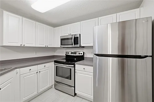 5090 Fairways Cir #H107 Photo 1 5090 Fairways Cir #H107 Photo 1
