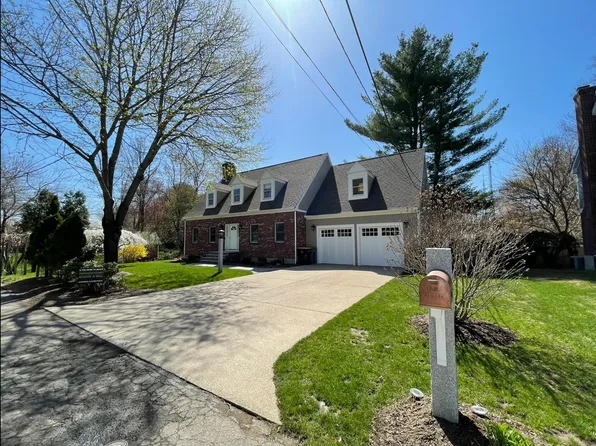 7 Colby Ave, Framingham, MA 01701