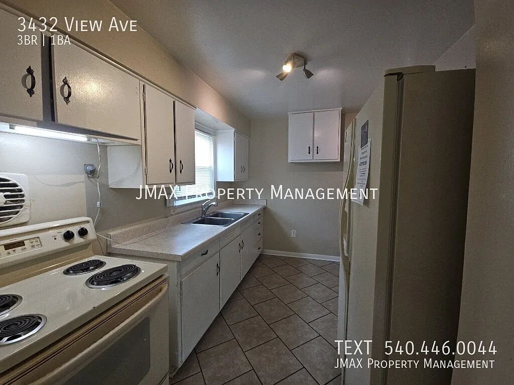 A Place to Put Down Roots on View Ave — Photo 4